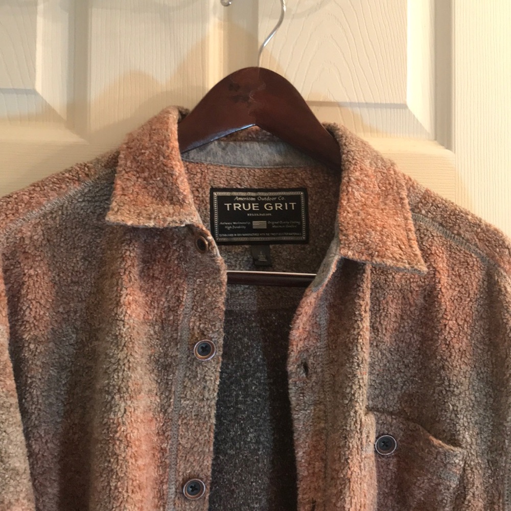 American Outdoor Co. True Grit fleece shirt